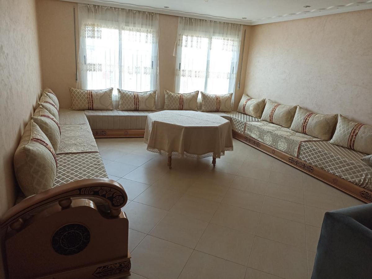 Appartement Familial Au Centre De Nador Ville מראה חיצוני תמונה