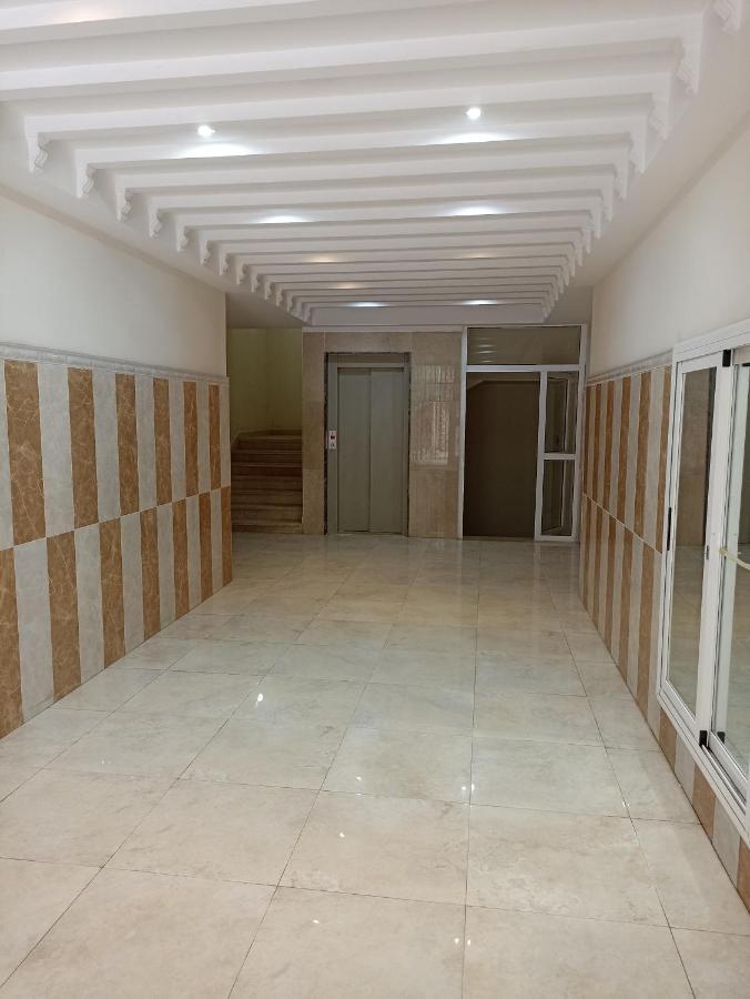 Appartement Familial Au Centre De Nador Ville מראה חיצוני תמונה